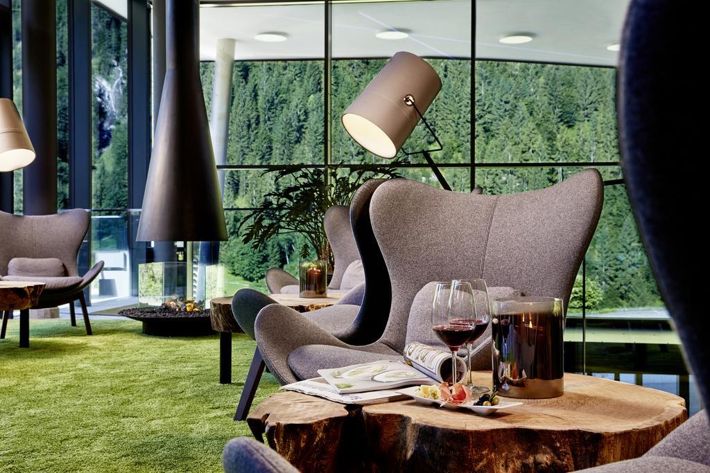 Alpin Life Resort Luerzerhof Untertauern Exterior photo